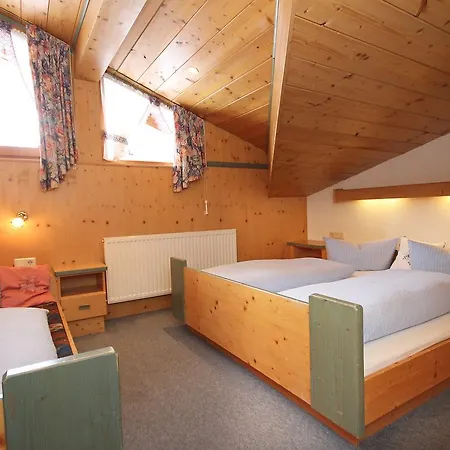 Leiter-1 By Interhome דירה זולדן