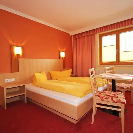 Apartment Leiter-1 *